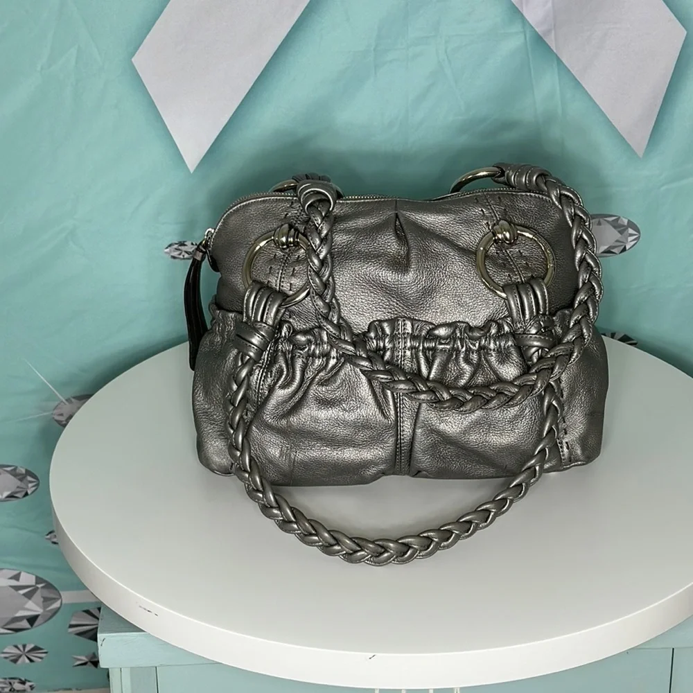 B. MAKOWSKI Pebbled Leather Hobo Bag A211928 Grey Pockets Braided Straps Classic